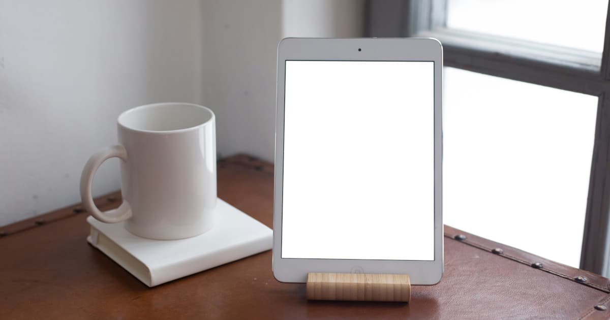 Roteirista Premiada Estreia Romance Mistério Juvenil 'Más Intenções'