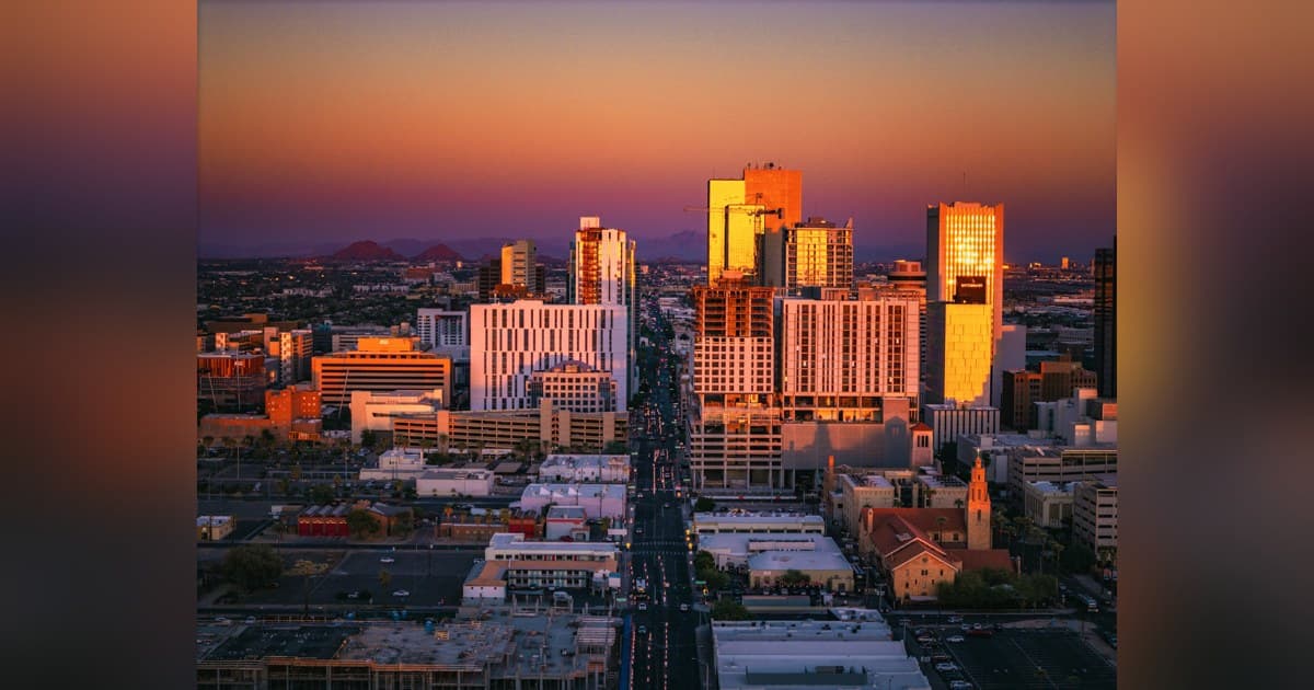Por que os lances de construção comercial em Phoenix variam tanto para o mesmo projeto