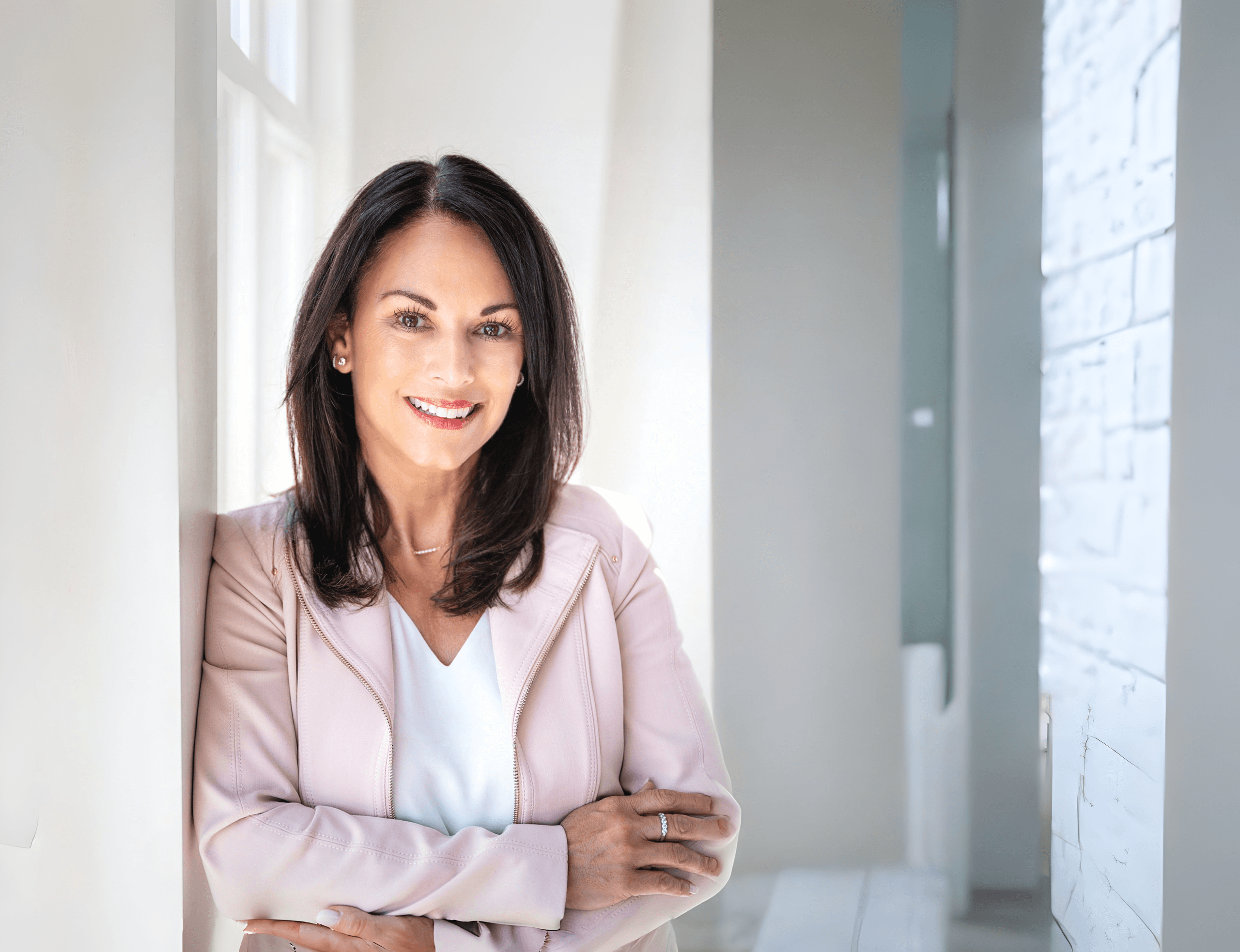 Carey Hughes Reconhecida como Especialista Verificada KeyCrew no Mercado Imobiliário de Beaverton