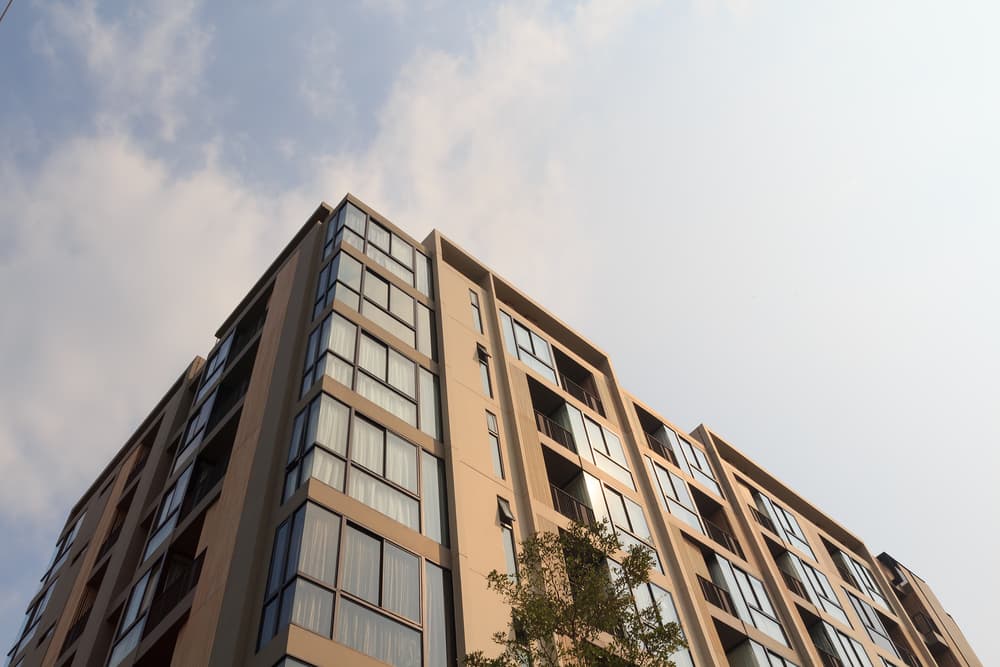 Agentes de IA Automatizam Finalmente a Pesquisa de Propriedade no Setor Imobiliário Comercial