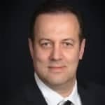 Dentistry of Oxnard Aprimora o Cuidado Dentário Abrangente com Serviços Avançados de Implantes Digitais