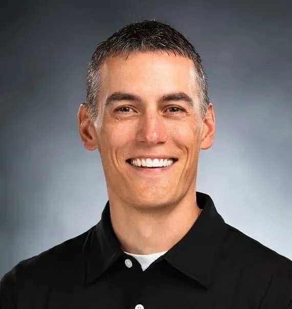 Cinco consultórios de ortodontia em Spokane agora oferecem aparelhos fixos e alinhadores transparentes, ampliando opções para pacientes