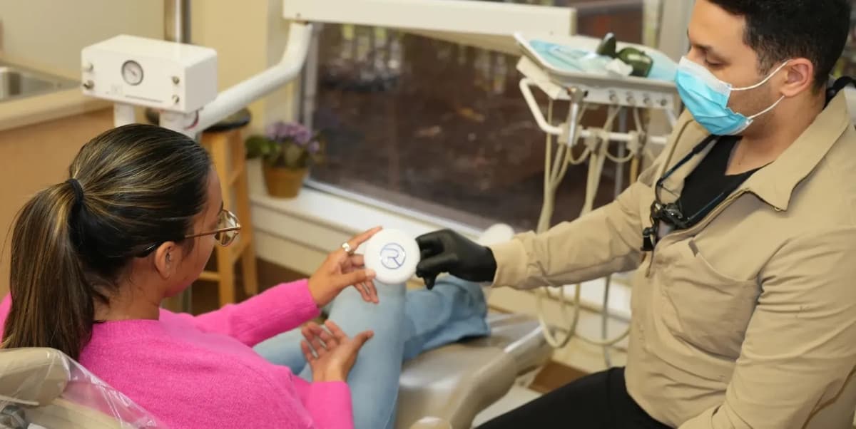 Clínica Dentária Familiar Plano Destaca Cuidados Abrangentes e Tecnologia Avançada