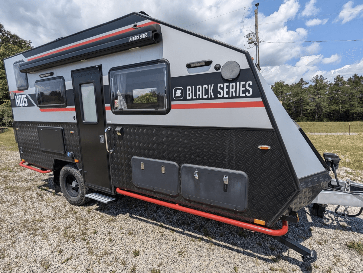 Factory Direct Marine & RV Amplia Acesso a Veículos Recreativos com Financiamento Completo e Serviços de Troca em Todo o Sudeste