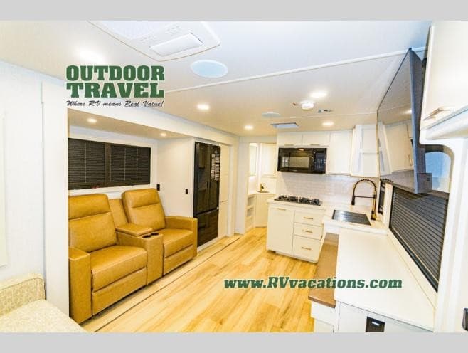 Outdoor Travel Relata Aumento no Interesse em Vendas e Aluguéis de RVs para a Temporada de Verão