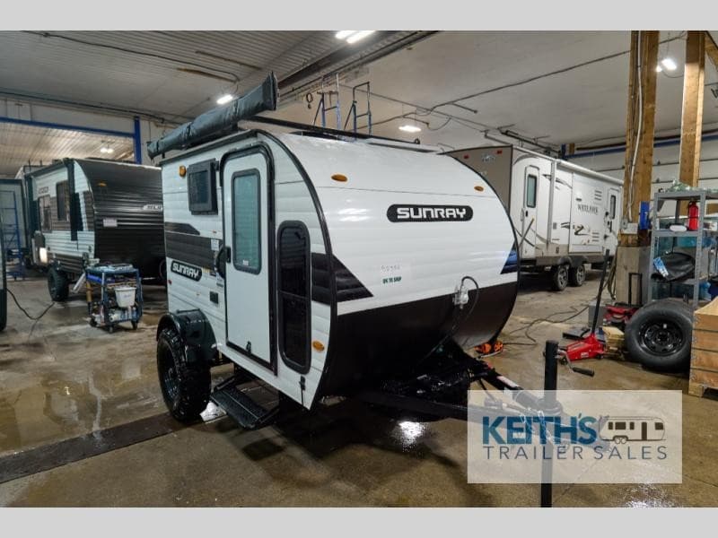 Keith's Trailer Sales expande inventário de reboques fechados e opções de serviço para clientes em Erin