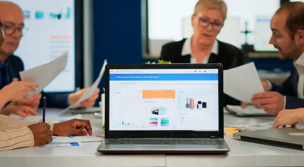 Upland Qvidian Introduz IA Generativa para Transformar a Gestão de Respostas a RFPs