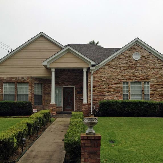 Mercado Imobiliário de Houston Supera Tendências Nacionais em Meio a Incertezas Econômicas