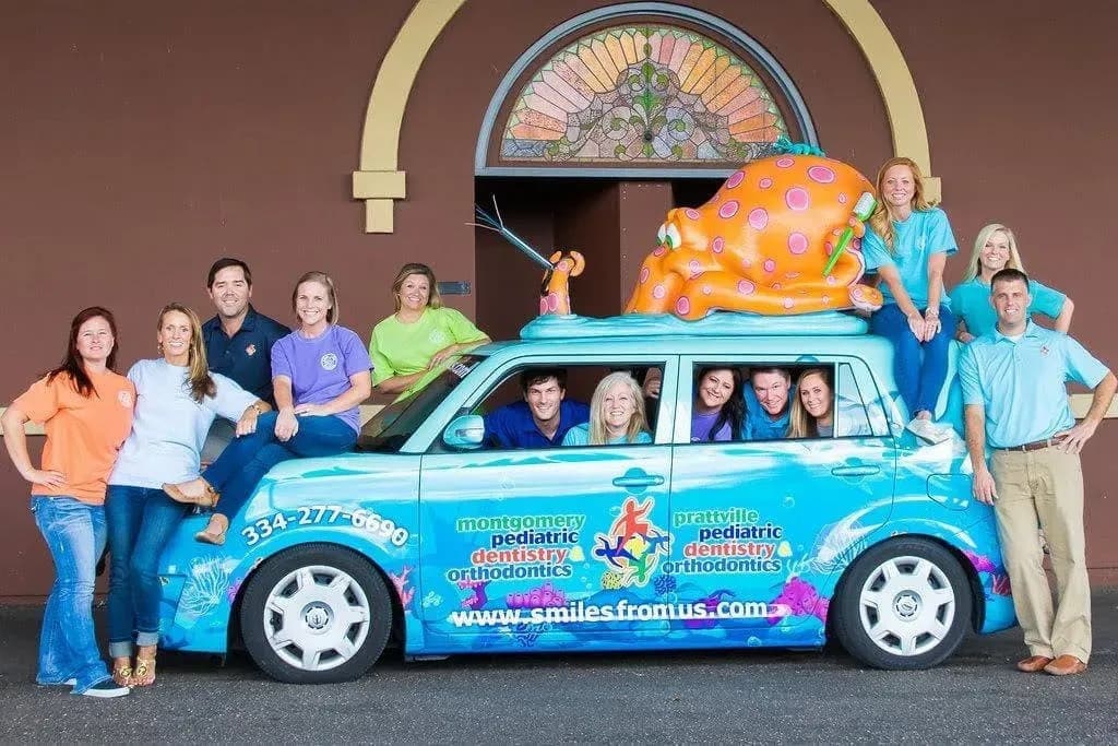 Prattville Pediatric Dentistry & Family Orthodontics Vence o Prêmio Escolha da Comunidade Melhor da Região do Rio 2025