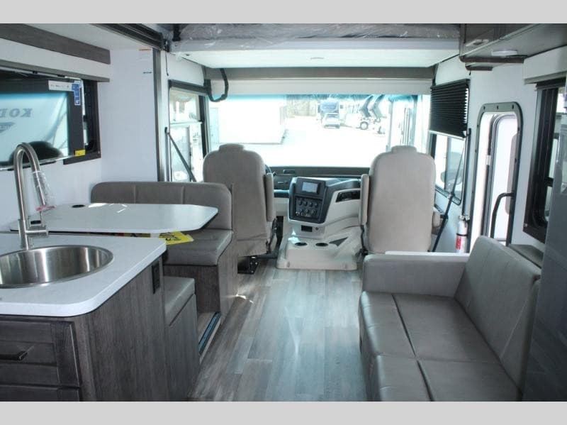 Pete's RV Center Relata Ampliação do Estoque de Fifth Wheel nas Concessionárias da Nova Inglaterra