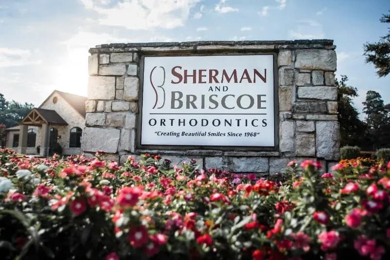 Sherman & Briscoe Orthodontics Destaca Cuidados Personalizados e Tratamentos Avançados em Longview