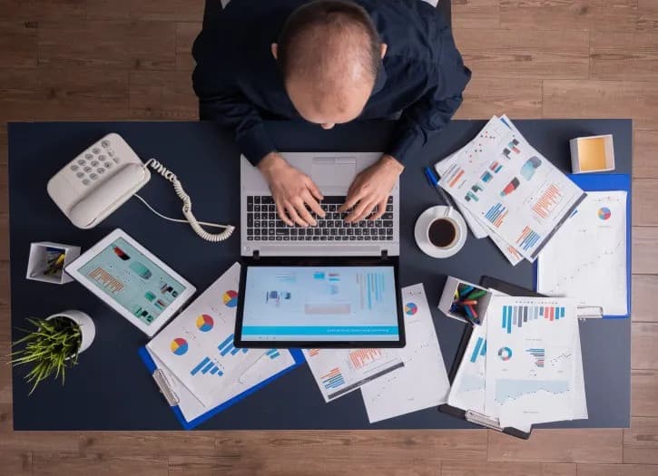 Plataforma PowerSteering Resolve Lacuna no Acompanhamento Financeiro de Iniciativas de Melhoria Contínua