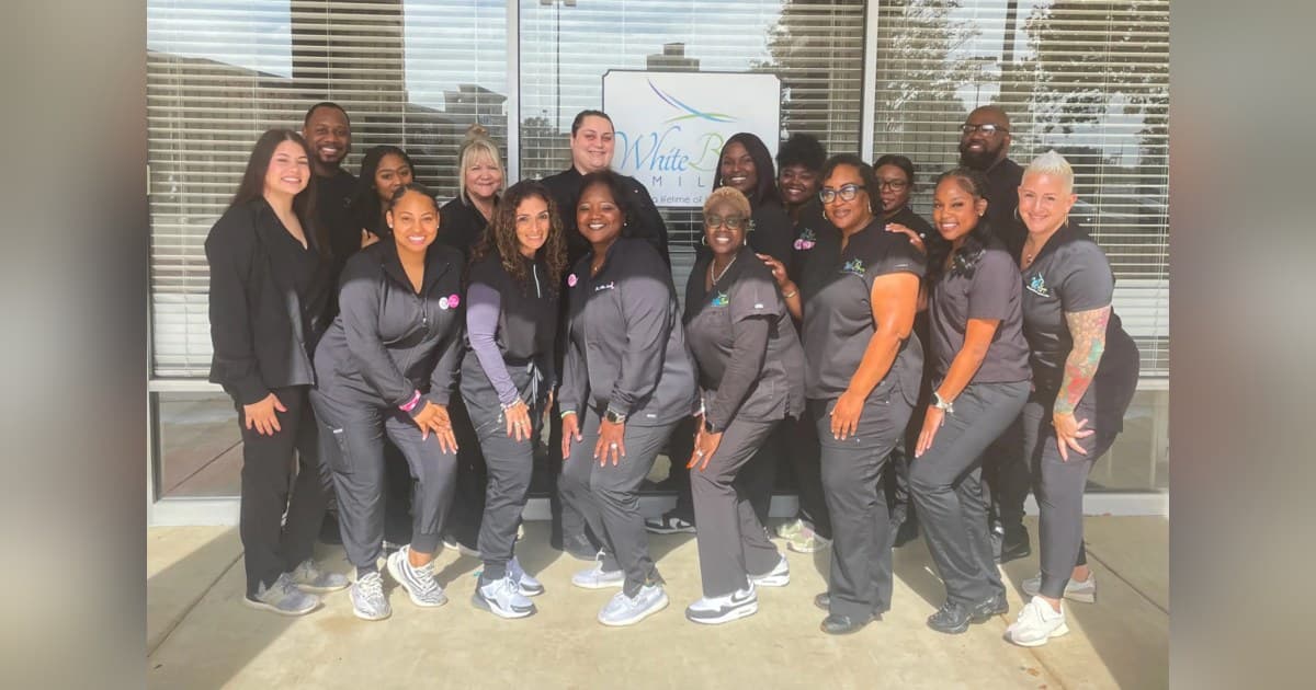 White Brown Smiles oferece aparelhos e Invisalign para a comunidade de Columbia, SC