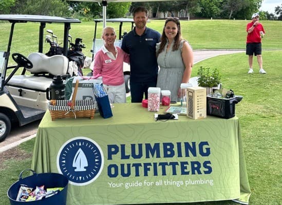 Plumbing Outfitters Junta-se à Câmara de Lake Travis e Patrocina Torneio Anual de Golfe
