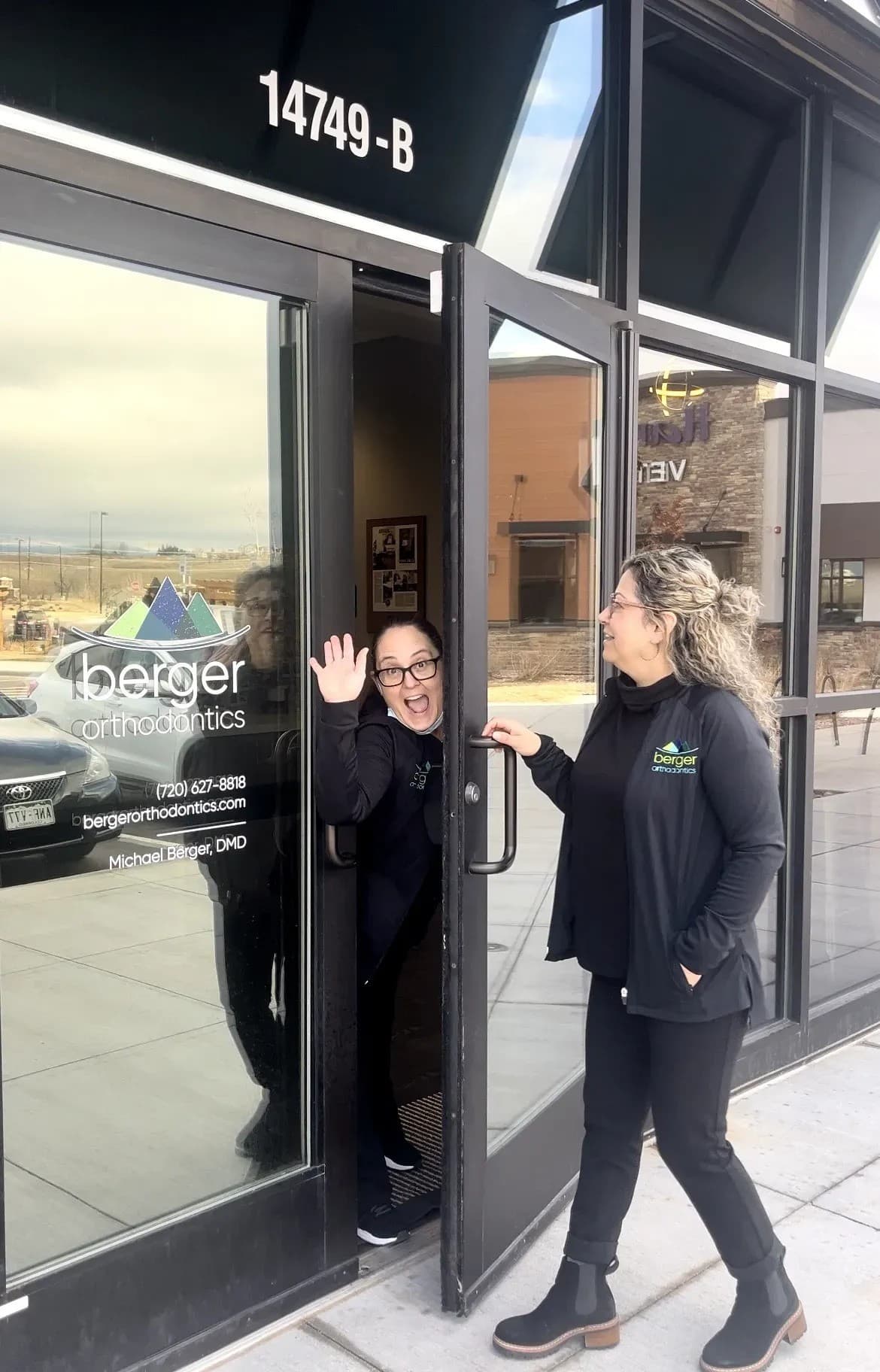 Berger Orthodontics Expande Opções de Tratamento com Aparelho Lingual InBrace em Arvada, CO