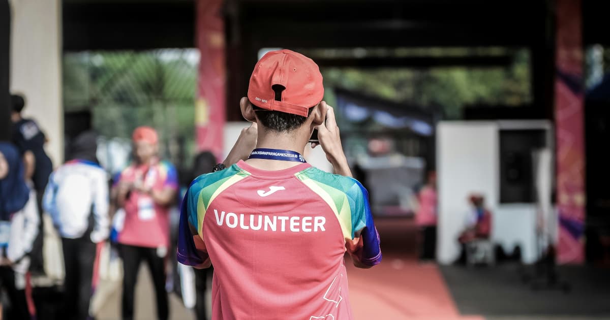 Quarterback da Universidade da Geórgia Atribui Desempenho Atlético ao Leite de Vaca Real Antes do Campeonato da Conferência