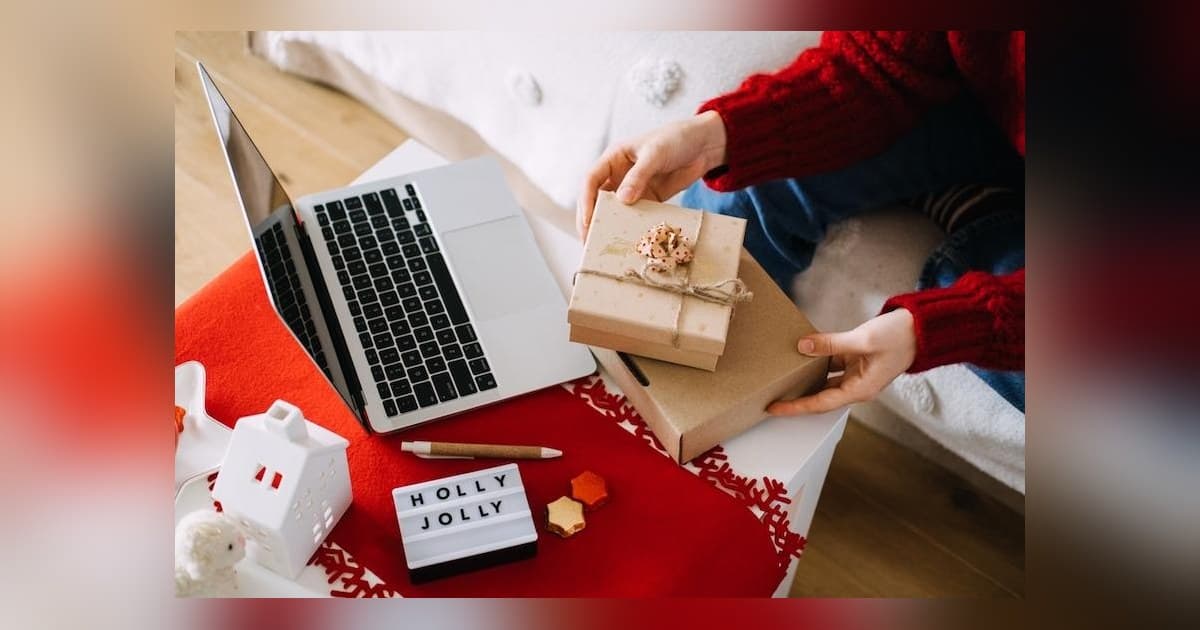 Especialista em marketing oferece dicas para usar a IA nas compras de fim de ano sem perder a alegria
