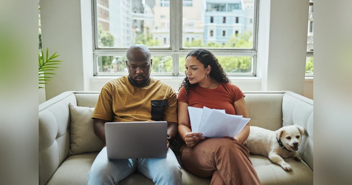 Seguro de Vida Inteiro Oferece Estabilidade Financeira enquanto o Bem-Estar dos Americanos Atinge Mínima de 15 Anos