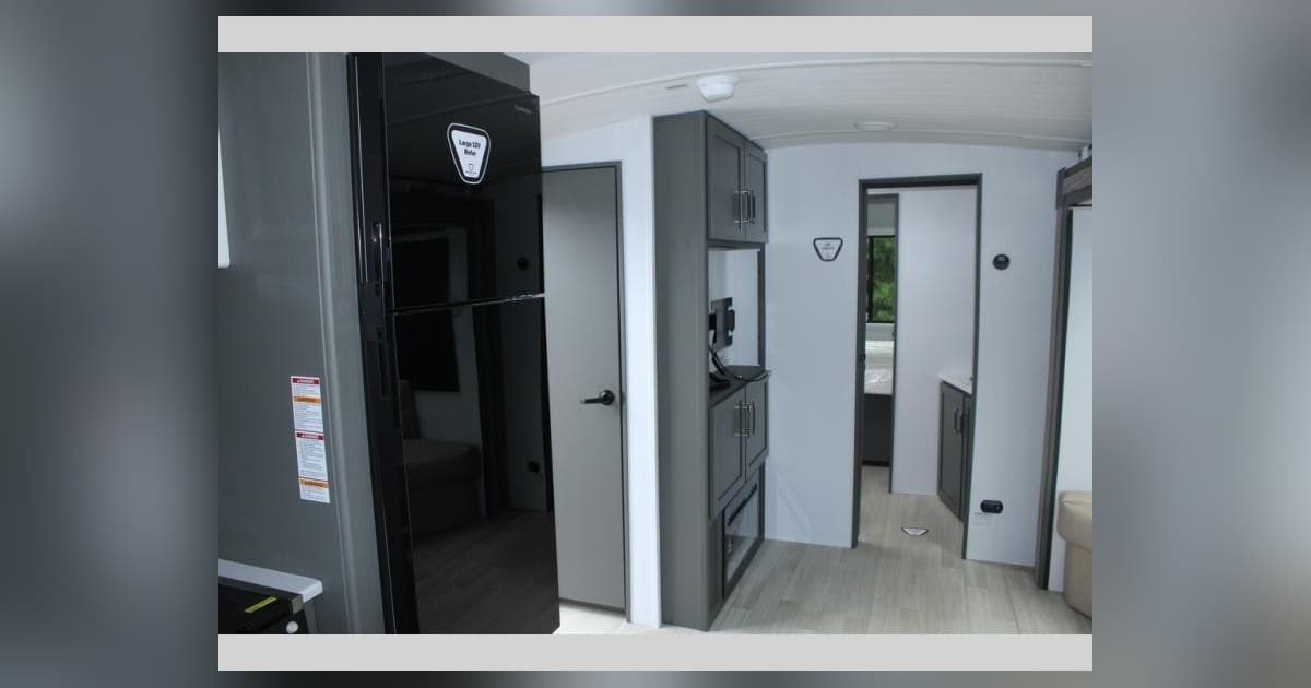 Pete’s RV Center Destaca Amplo Estoque de Motorhomes e Trailers de Viagem para Compradores da Nova Inglaterra