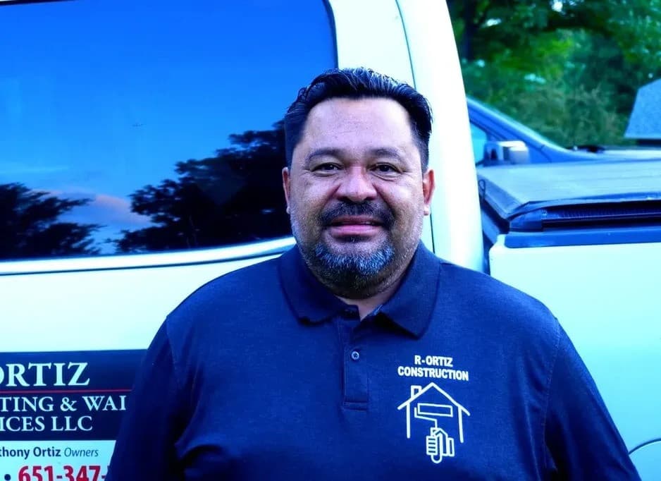 R Ortiz Construction Oferece Serviços Especializados de Pintura e Drywall para Proprietários de Minneapolis
