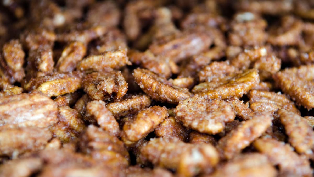 Molly & Me Pecans Lança Nozes com Caramelo Salgado e Whiskey como Opção de Lanche Saudável