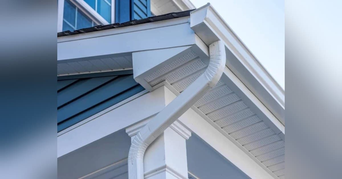 The Gutter Pros Destaca Instalação de Calhas no Outono e Proteção LeafBlaster Pro para Propriedades na Península de Delmarva