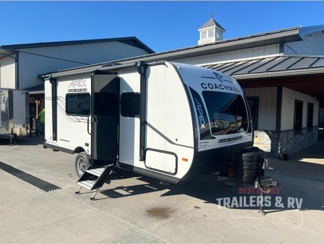 Best Choice Trailers - RV Atualiza Inventário Online para Reboques de Viagem e Unidades Utilitárias