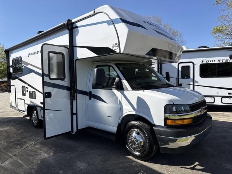 Open Roads Complete RV Expande Estoque de RVs em Locais na Geórgia