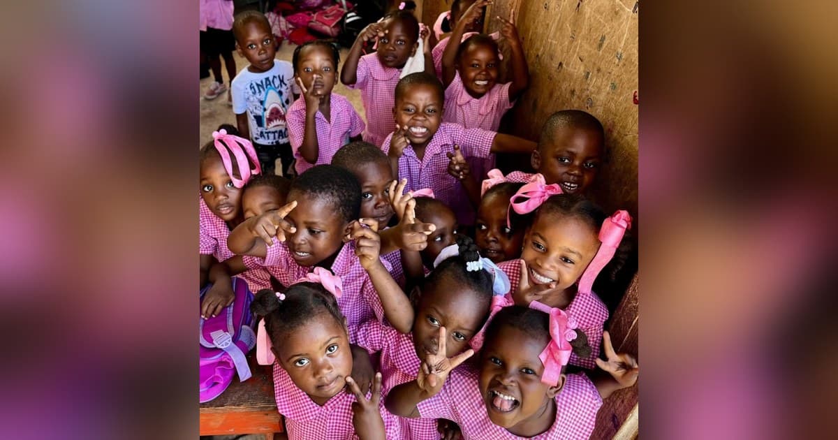 Haiti Empowered lança turnê rodoviária pelo país enquanto déficit orçamentário ameaça escolas