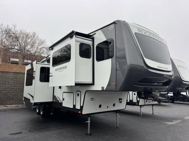 Open Roads Complete RV Expande Serviços de Reparo e Manutenção em Acworth e Jasper, GA