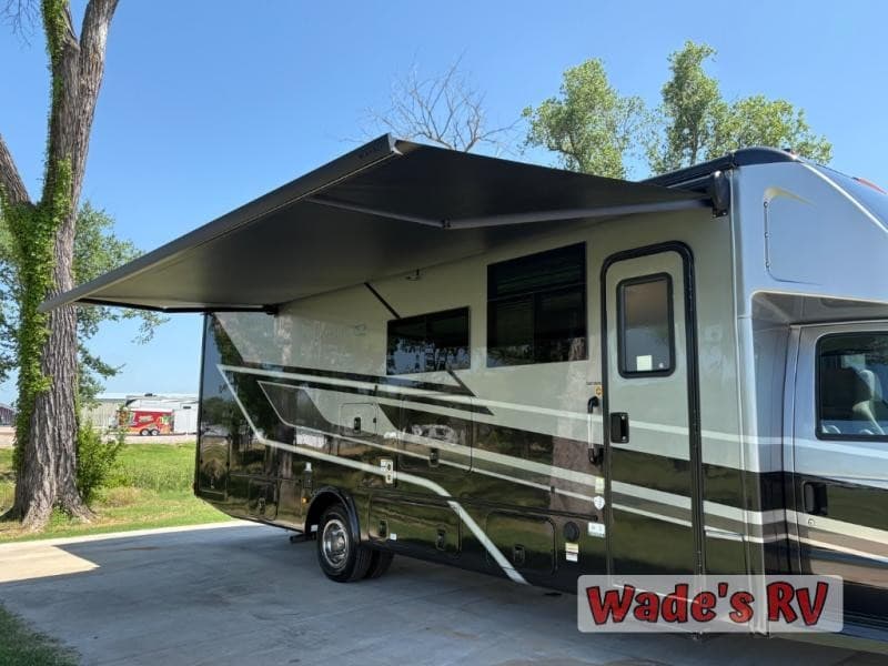Wade's RV Expande Estoque de Motorhomes 2026, Incluindo Modelos Coachmen Concord, em Oklahoma e Missouri