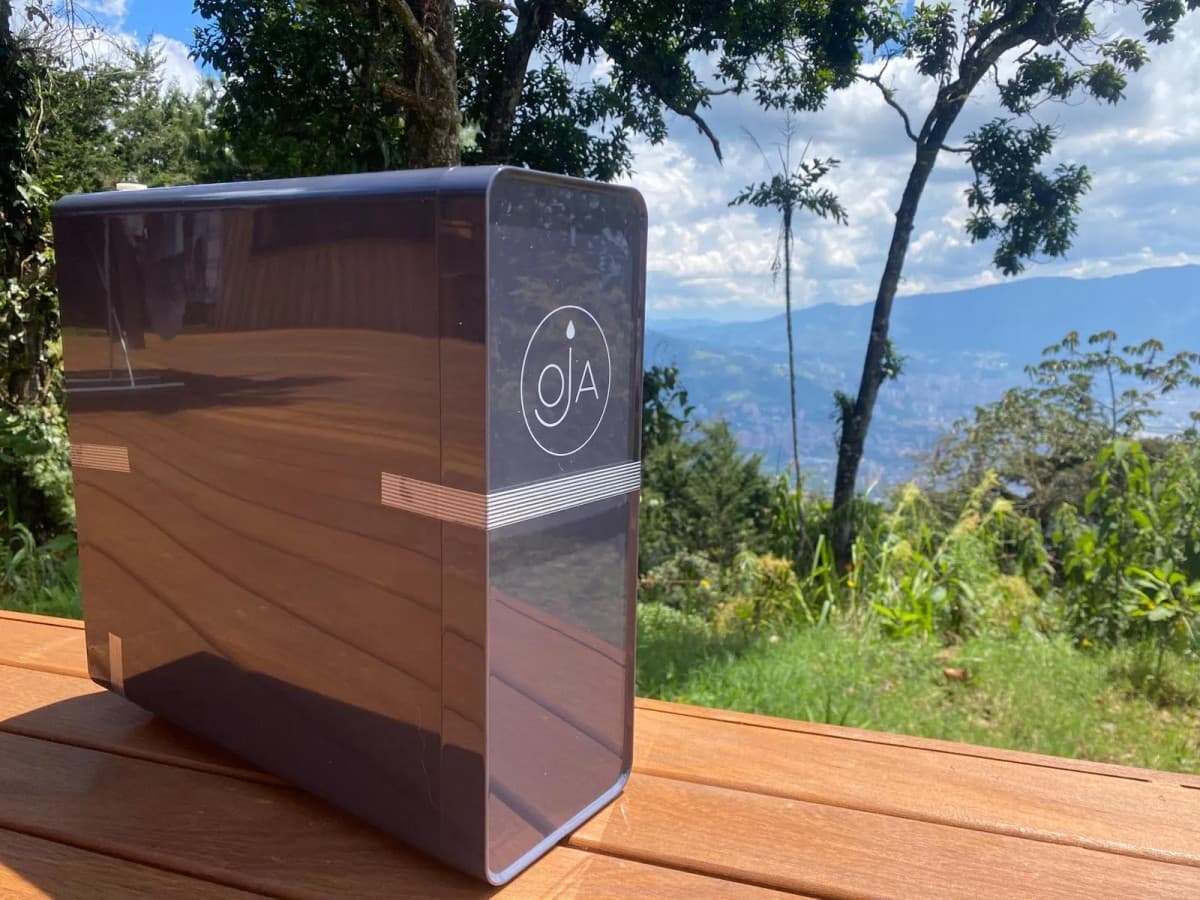OJA Water Lança Sistema RO Sem Tanque Optimos 600GPD em Medellín por $1,6M COP com Programa de Doação Social