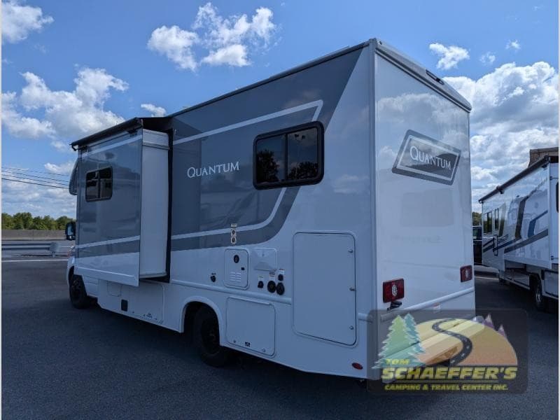 Tom Schaeffer's RV Superstore Expande Showroom e Estoque na Pensilvânia