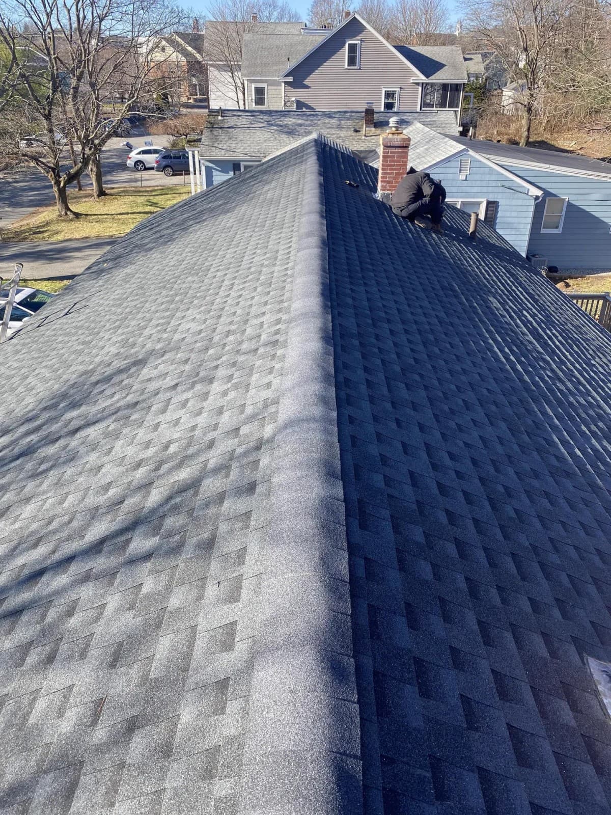 Merrimack Valley Roofing Mantém Certificações GAF Master Elite e Carlisle EPDM Após 48 Anos de Atuação