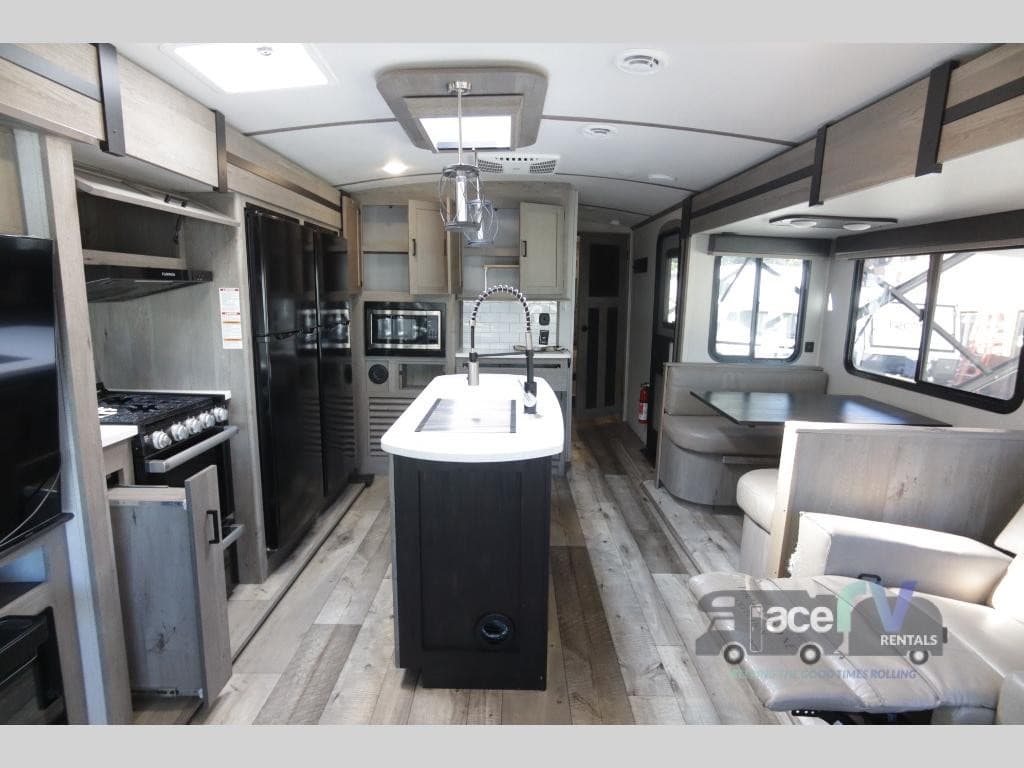 Aluguel de RVs Pet-Friendly se Expande com o Aumento da Demanda de Viagens no Meio-Atlântico