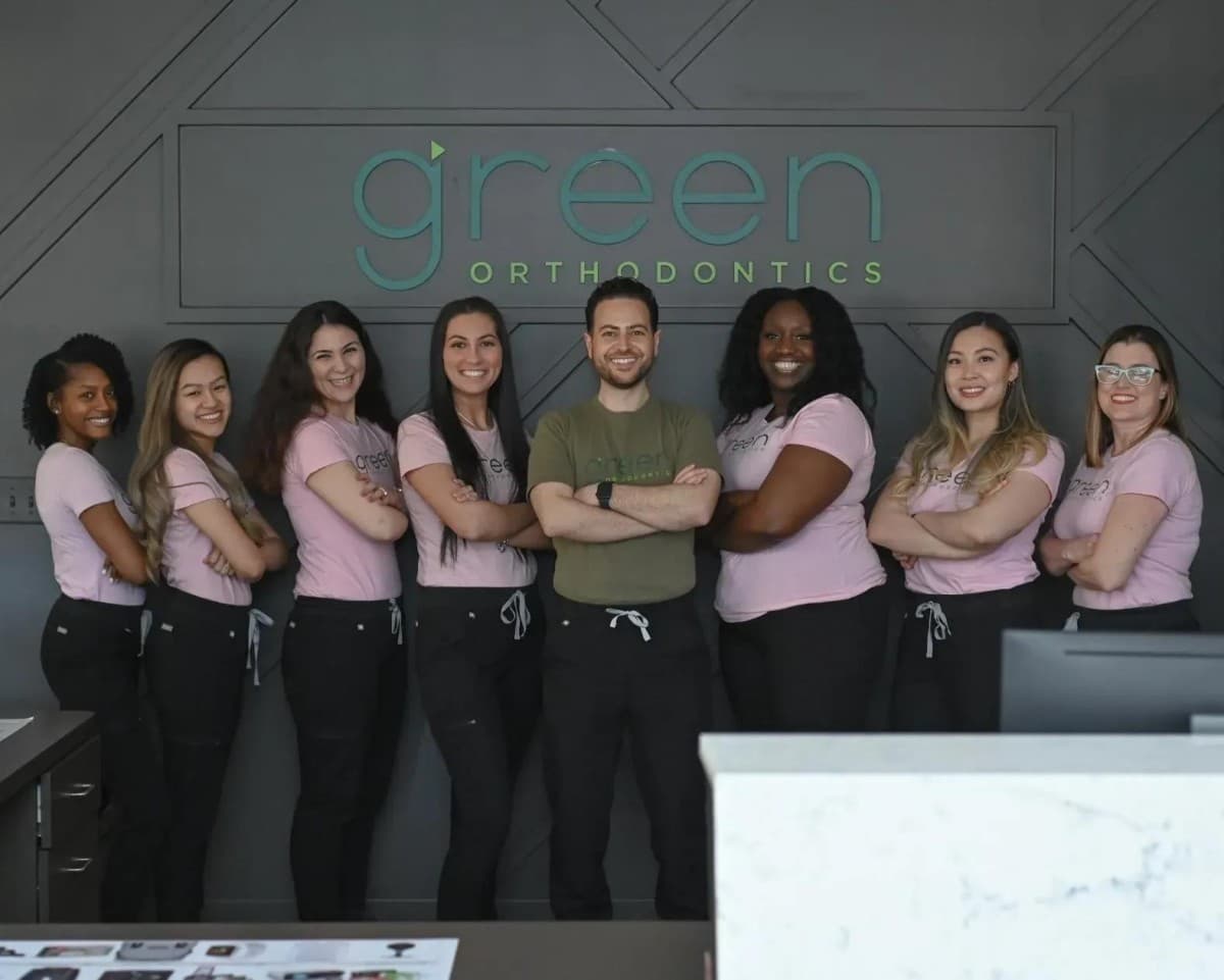 Green Orthodontics em Decatur, GA Prioriza Atendimento de Emergência e Tratamento Ortodôntico Centrado no Paciente